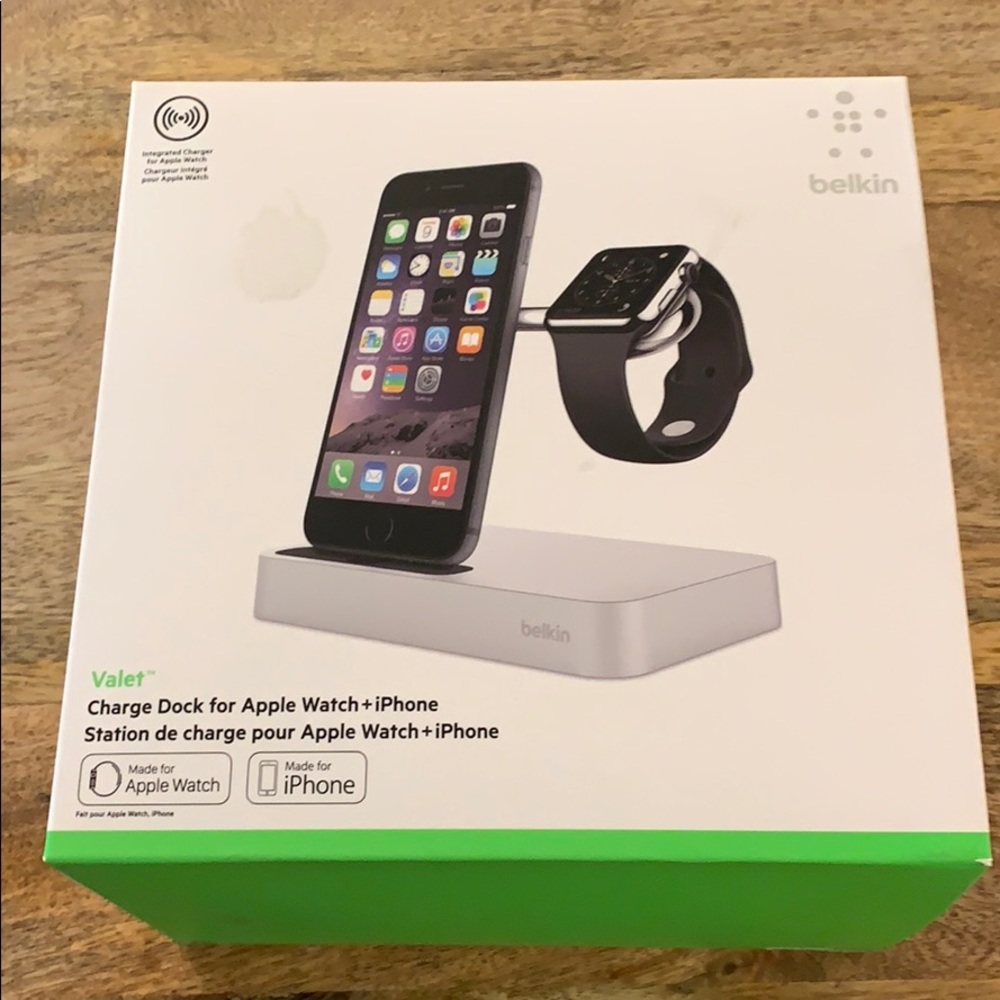 Belkin charging dock brand new